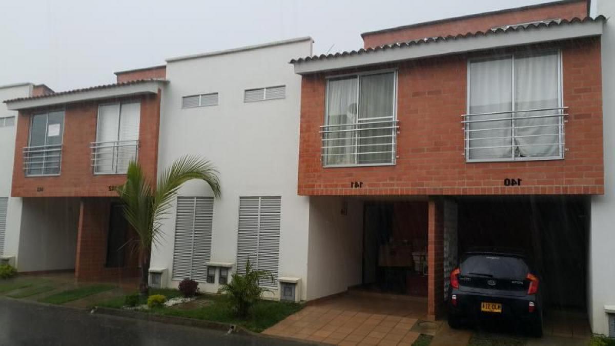 3 bedrooms House in Valle del Cauca, Colombia No. 9230