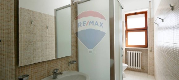 4 rooms Apartment in Bari, Italy No. 43359 18