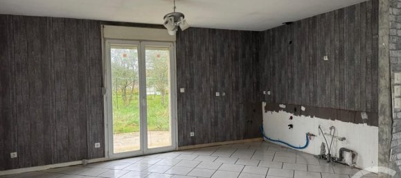 Casa de 3 dormitorios en Saint-Jean-les-Buzy, France No. 237671 3