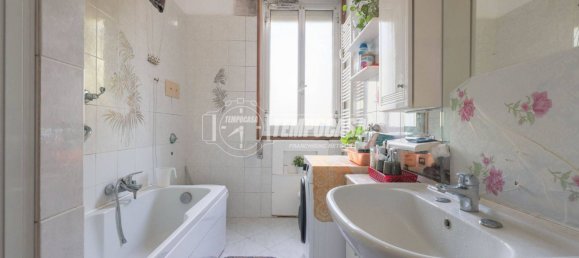 2 chambres Appartement à Bologna, Italy No. 285341 20