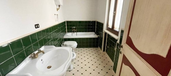 5 rooms Villa in Gubbio, Italy No. 84677 11
