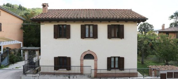 5 rooms Villa in Gubbio, Italy No. 84677 21