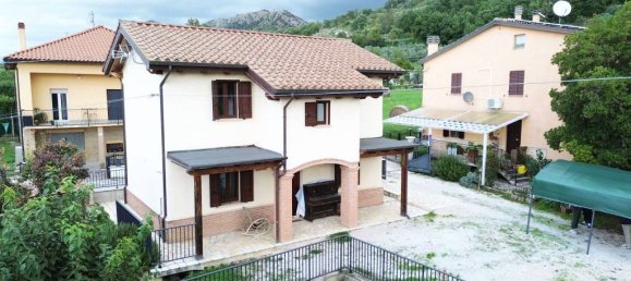 5 rooms Villa in Gubbio, Italy No. 84677 20