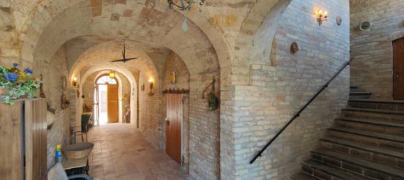 3 bedrooms House in Ripatransone, Italy No. 266304 10