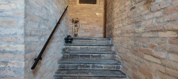 3 bedrooms House in Ripatransone, Italy No. 266304 9