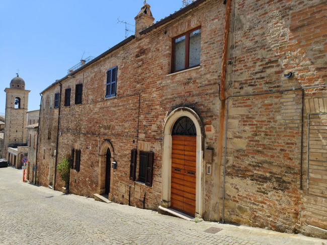 3 bedrooms House in Ripatransone, Italy No. 266304