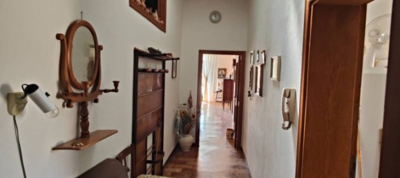 3 bedrooms House in Ripatransone, Italy No. 266304 12