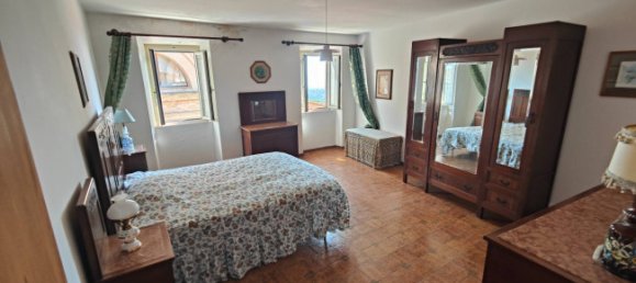 3 bedrooms House in Ripatransone, Italy No. 266304 18