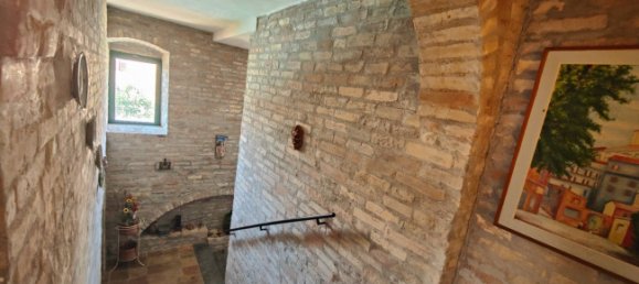 3 bedrooms House in Ripatransone, Italy No. 266304 11