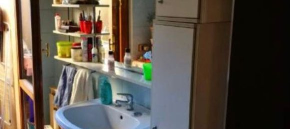 3 rooms Apartment in Legnano, Italy No. 138171 3