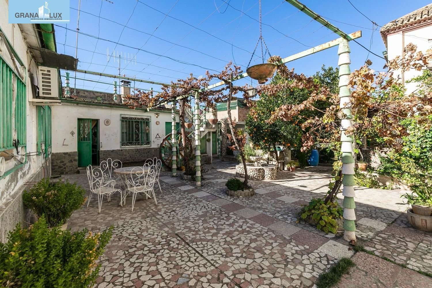 Дом с 4 спальнями в Альболоте, Испания № 95877