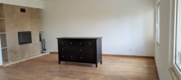 3 bedrooms Apartment in Lisbon, Portugal No. 111257 2