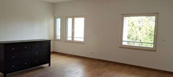 3 bedrooms Apartment in Lisbon, Portugal No. 111257 3