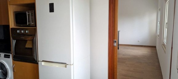 3 bedrooms Apartment in Lisbon, Portugal No. 111257 6