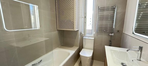 Квартира с 2 спальнями в Мадрид, Испания № 365875 17