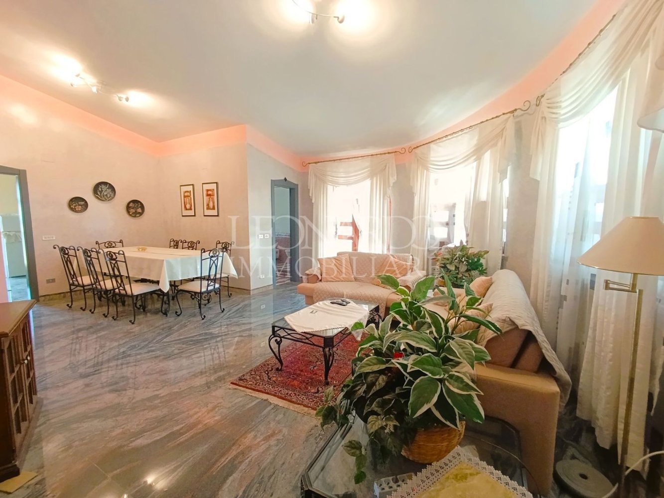 470m² Building in Castel Volturno, Italy No. 381794