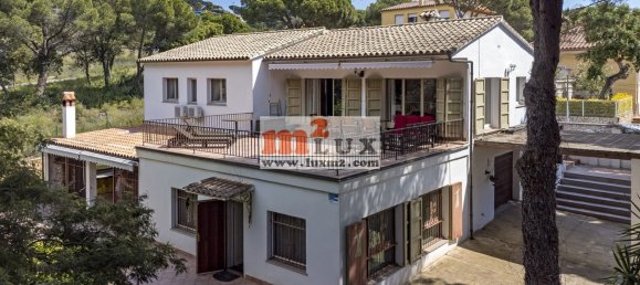 Вилла с 8 спальнями в Пладжа-де-Аро, Испания № 13393 5