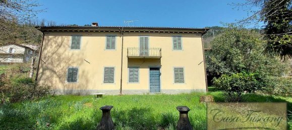 6 bedrooms Villa in Bagni di Lucca, Italy No. 143 2