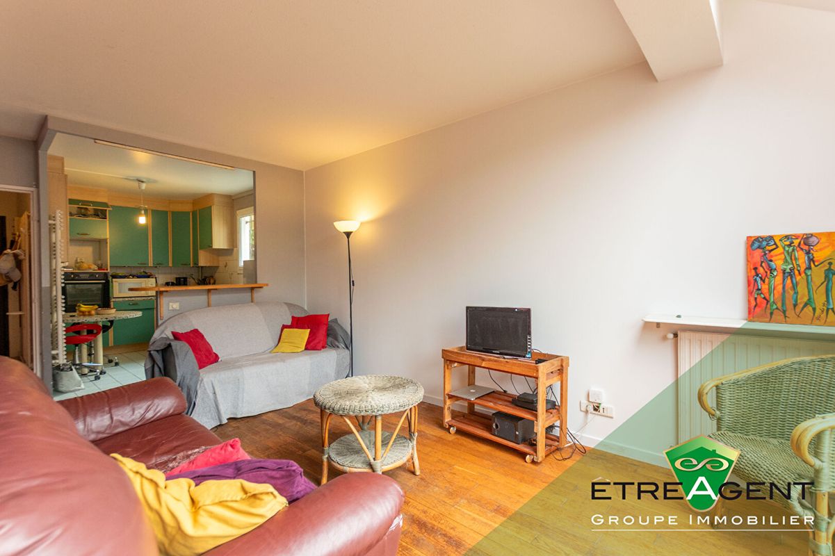 4 غرف نوم منزل ذو طابقين في Cergy, France رقم 294904