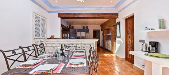 6 bedrooms Villa in Marbella, Spain No. 101314 13