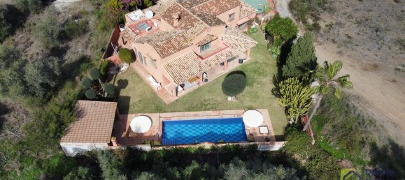 6 bedrooms Villa in Marbella, Spain No. 101314 42