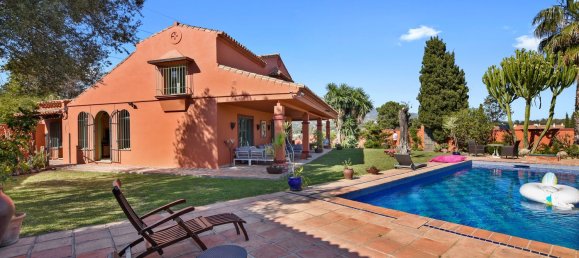 6 bedrooms Villa in Marbella, Spain No. 101314 35