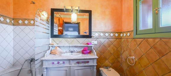 6 bedrooms Villa in Marbella, Spain No. 101314 26