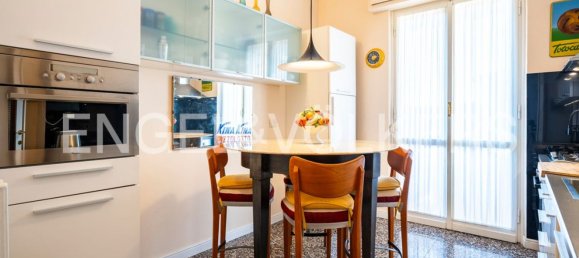 6 rooms Apartment in Florence, Italy No. 131971 12