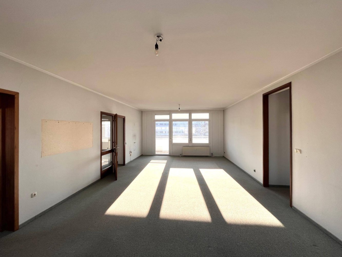 Apartamento de 3 dormitorios en Steyr, Austria No. 27955