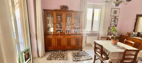 4 bedrooms Apartment in Pescara, Italy No. 315951 6