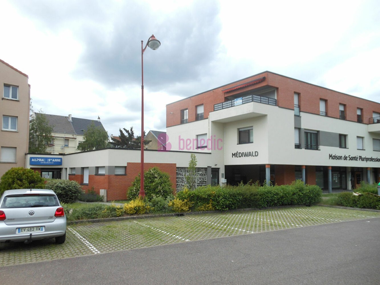  مكتب في Creutzwald, France 203متر مربع رقم 257497