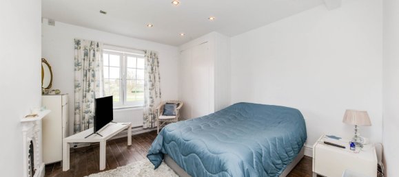 Maison à Knutsford, United Kingdom No. 2020 26