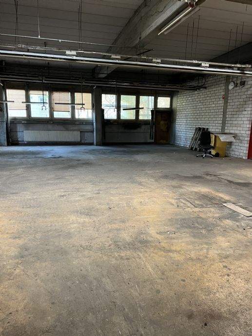 Lagerhaus in Kitzingen, Germany 2500m², Nr. 279520