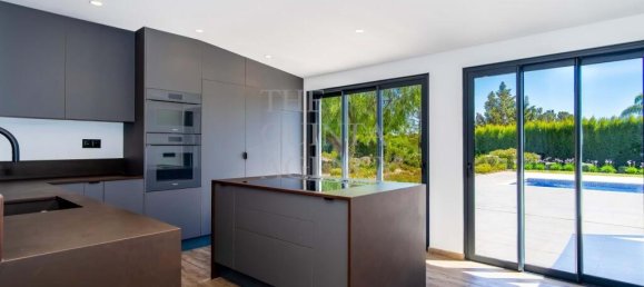 3 Schlafzimmer Villa in Almancil, Portugal, Nr. 349588 8