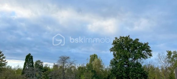  Land in Vitry-le-Francois, France No. 42658 9