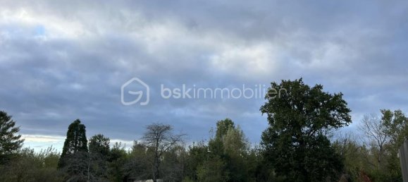  Land in Vitry-le-Francois, France No. 42658 4