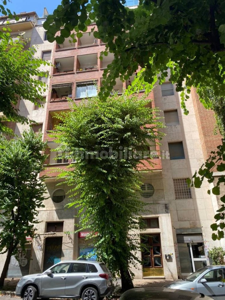 3 bedrooms Apartment in Rome, Italy No. 328313