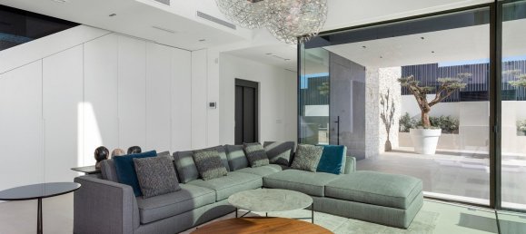 Villa de 5 dormitorios en Finestrat, Spain No. 2677 13