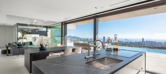 Villa de 5 dormitorios en Finestrat, Spain No. 2677 14