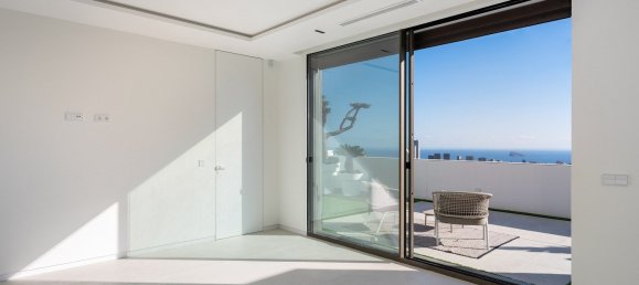 Villa de 5 dormitorios en Finestrat, Spain No. 2677 25