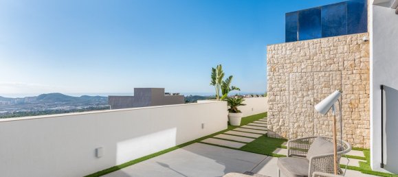 Villa de 5 dormitorios en Finestrat, Spain No. 2677 30