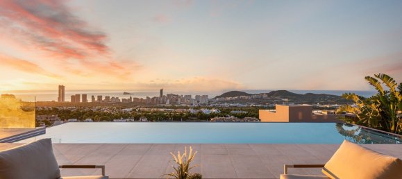 Villa de 5 dormitorios en Finestrat, Spain No. 2677 5