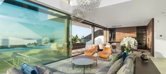 Villa de 5 dormitorios en Finestrat, Spain No. 2677 10