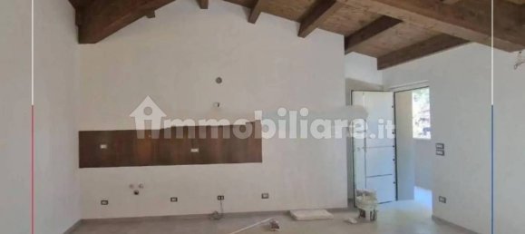 3 bedrooms Apartment in Bastia Umbra, Italy No. 228794 2