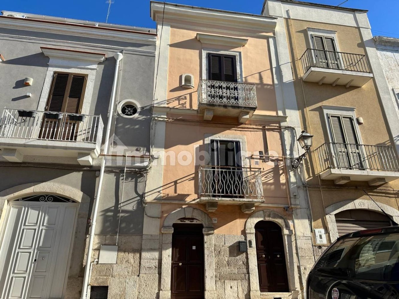 2 bedrooms House in Andria, Italy No. 83274