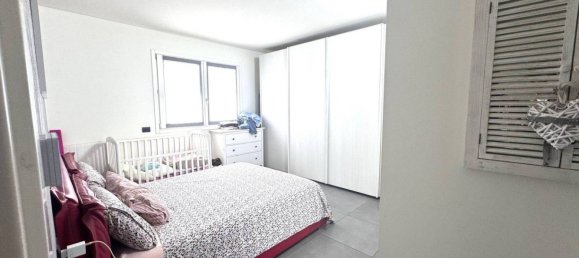 2 bedrooms Apartment in Cerro Maggiore, Italy No. 286898 13