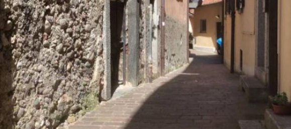 Дом с 5 комнатами в Мальграте, Италия № 73076 6