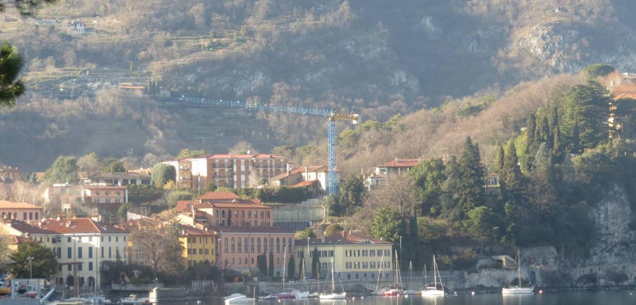 Дом с 5 комнатами в Мальграте, Италия № 73076