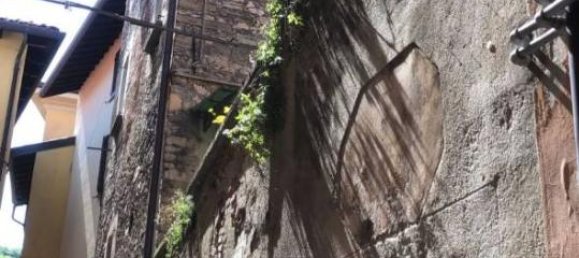 Дом с 5 комнатами в Мальграте, Италия № 73076 5