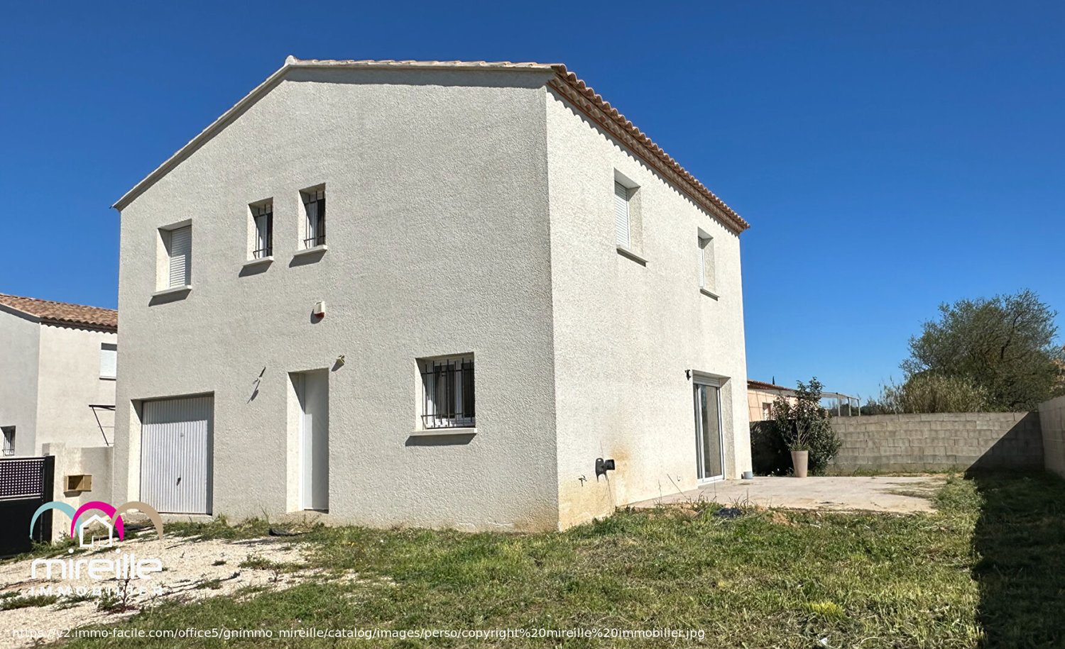 4 bedrooms Villa in Redessan, France No. 199089